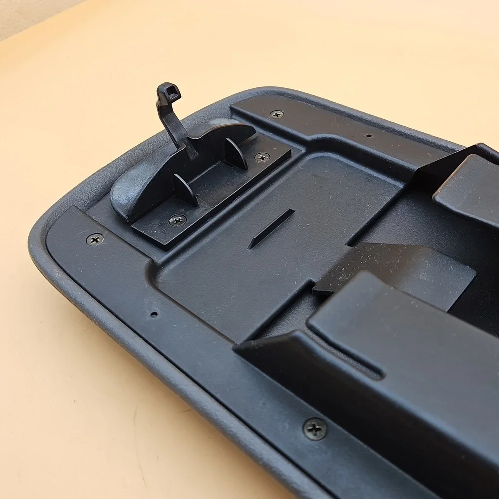 2002-2005 Ford Explorer Gray Center Console Lid Vinyl Armrest Assembly OEM
